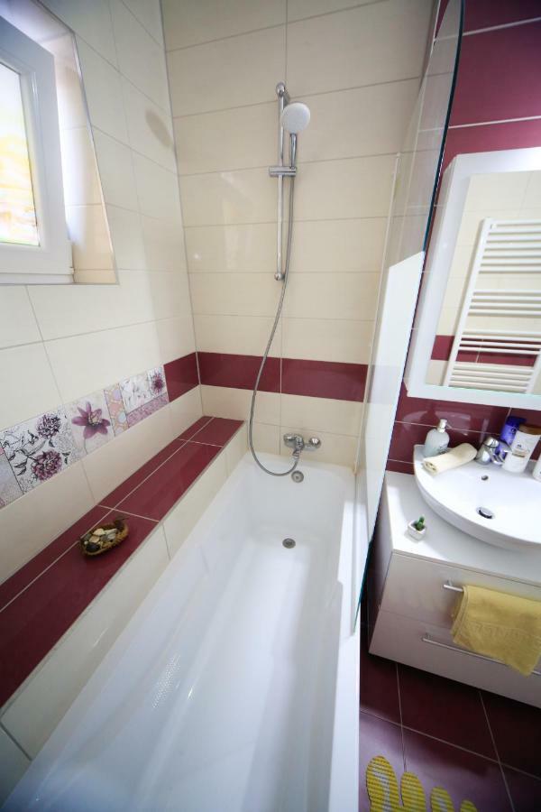Korona Studio Brasov Bagian luar foto