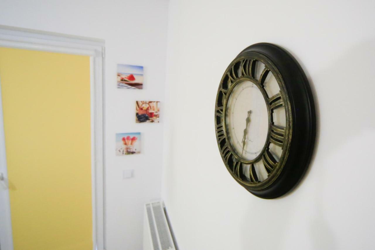 Korona Studio Brasov Bagian luar foto